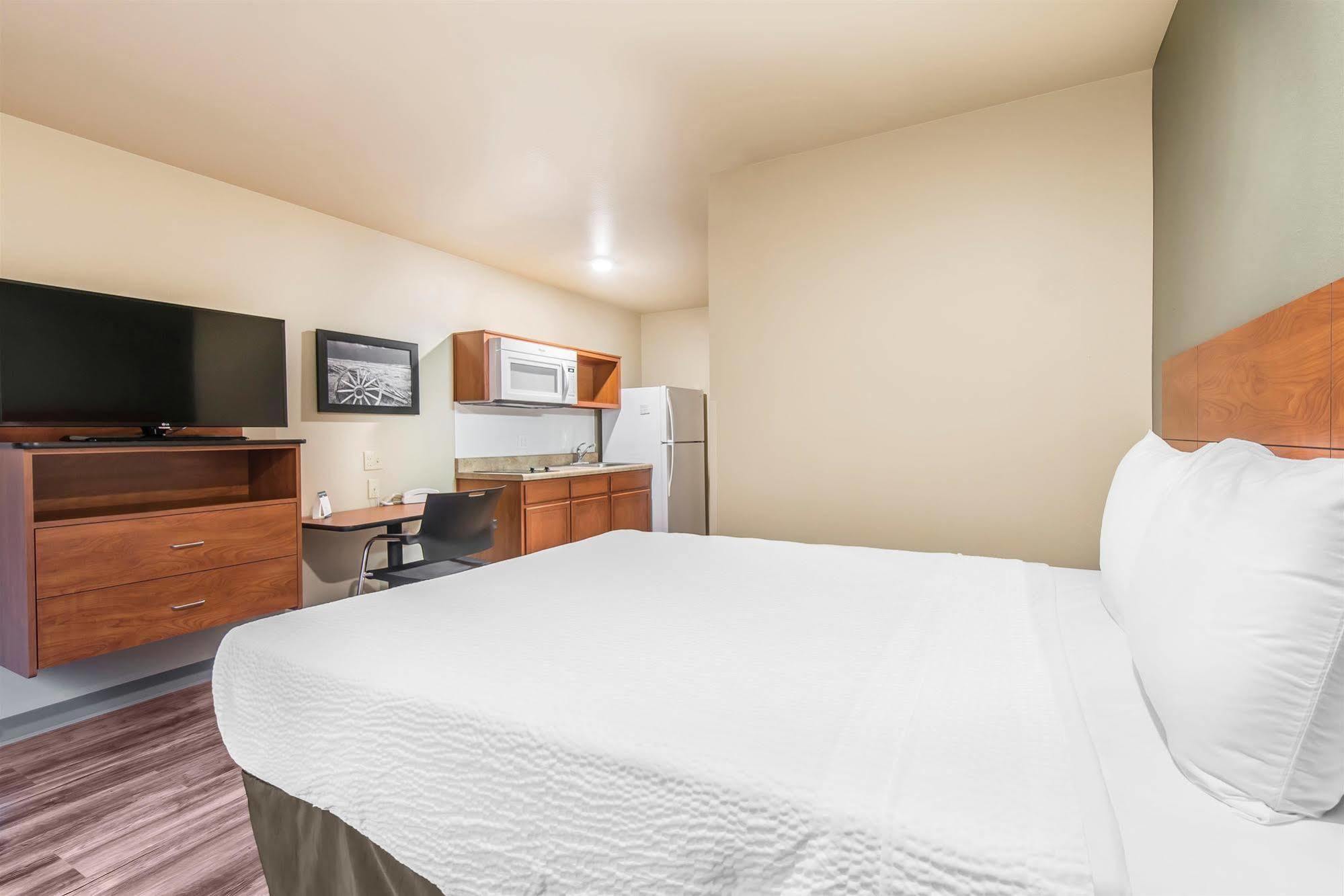 Econo Lodge Burlington Exterior photo